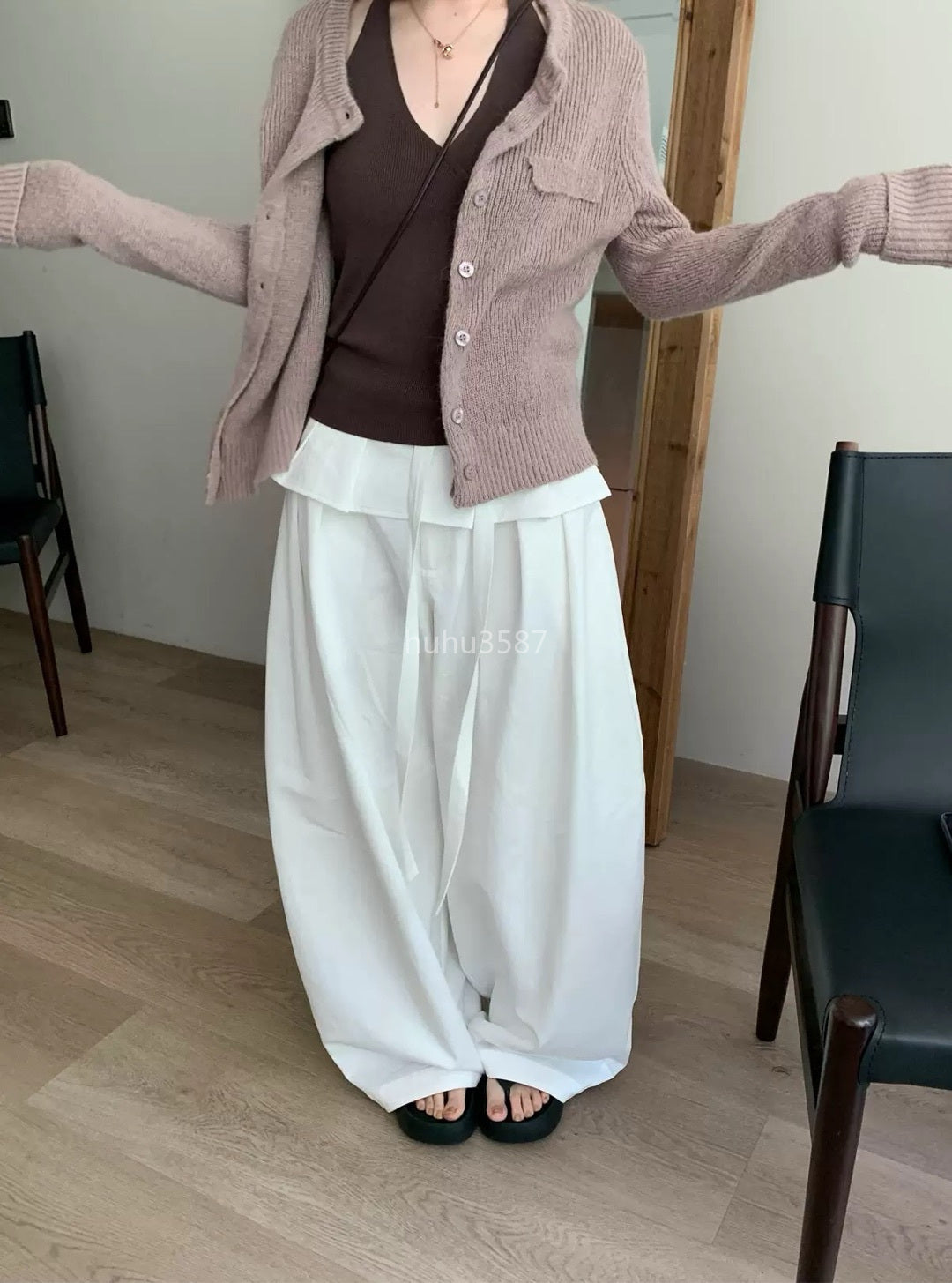 White High-Waist Wide-Leg Balloon Pants
