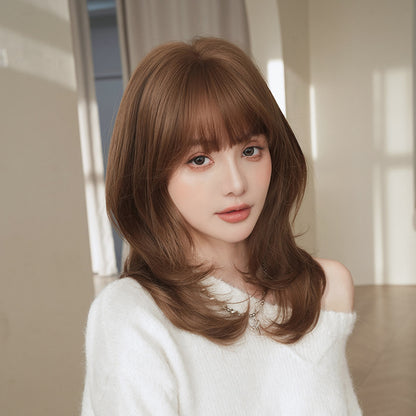 [D-182] Soft Brown Layered Bob Wig with Wispy Fringe