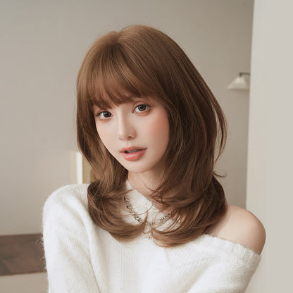 [D-182] Soft Brown Layered Bob Wig with Wispy Fringe