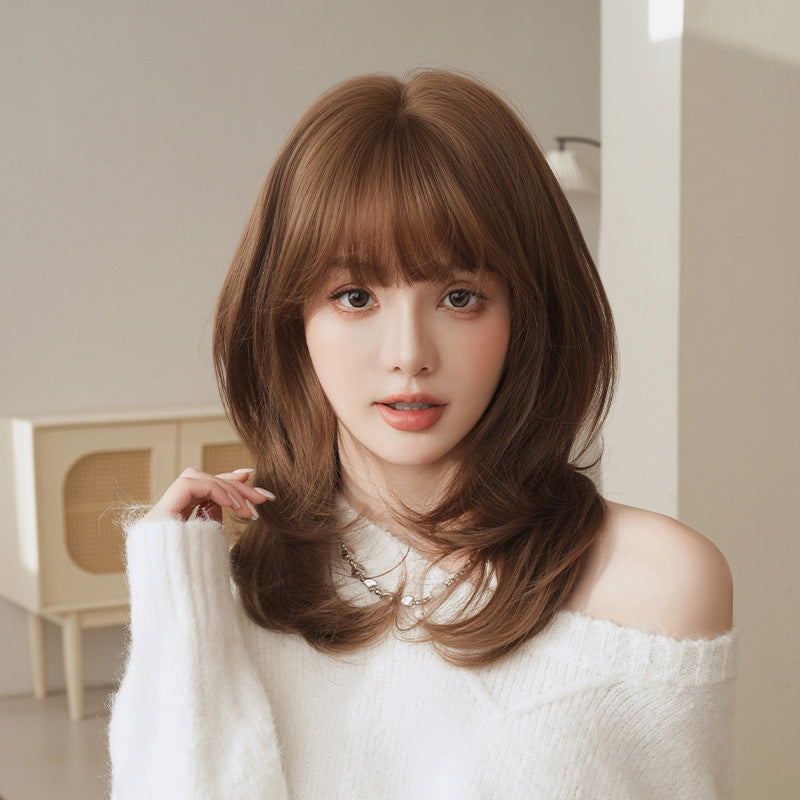[D-182] Soft Brown Layered Bob Wig with Wispy Fringe